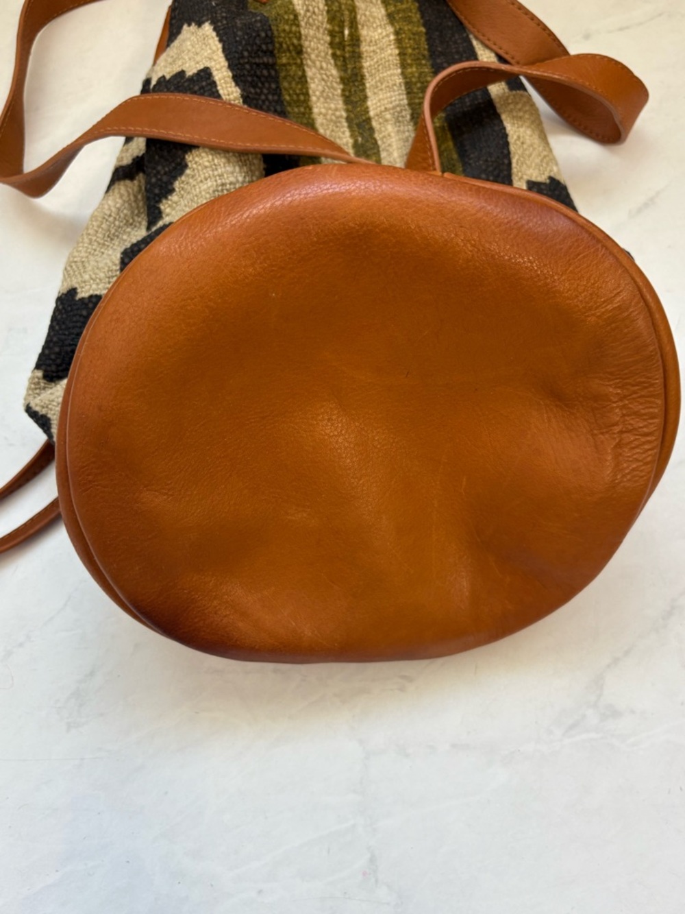 Free People Sling Bag In Desert Sunrise Combo Leather Aztec Southwestern Pattern - Picture 4 of 8